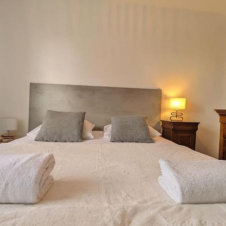 Le 828 : Appartement En Plein Centre De ヴァンヌ エクステリア 写真