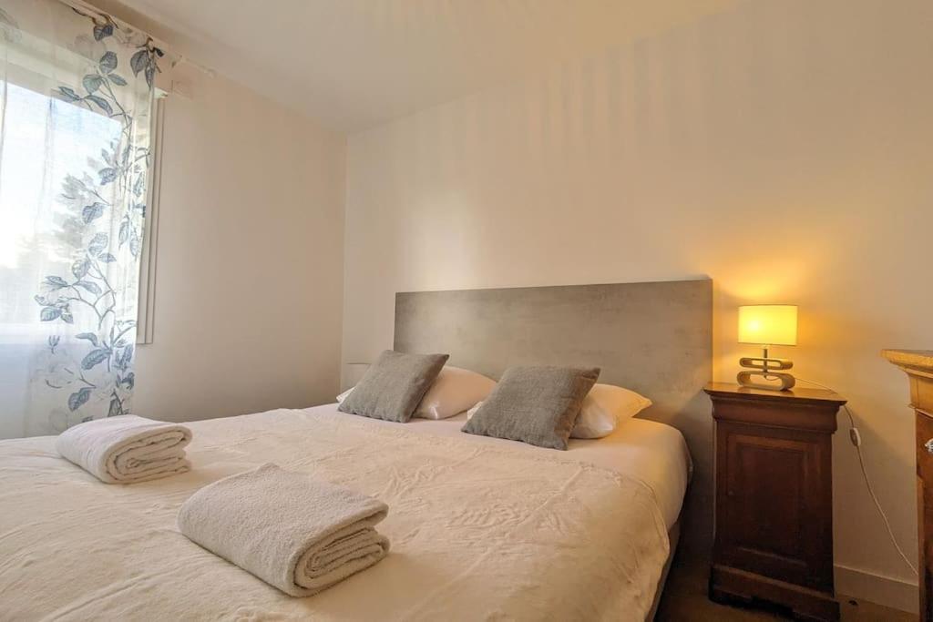 Le 828 : Appartement En Plein Centre De ヴァンヌ エクステリア 写真