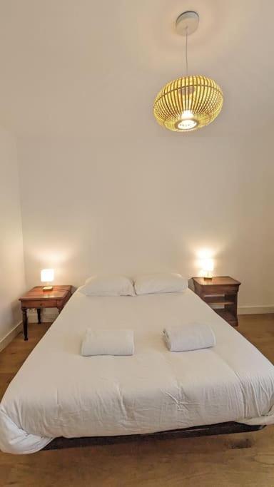 Le 828 : Appartement En Plein Centre De ヴァンヌ エクステリア 写真