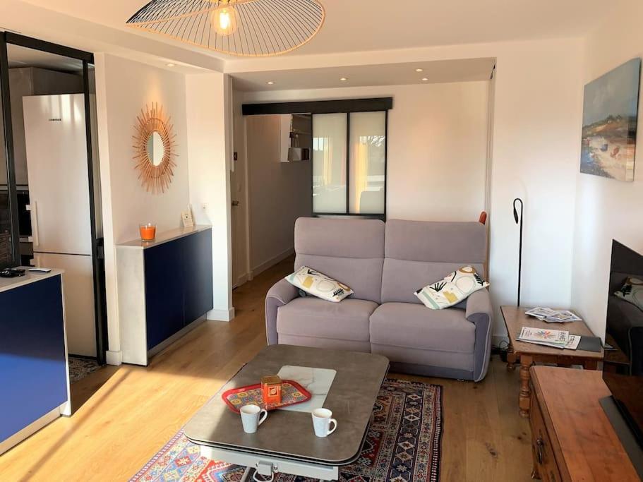 Le 828 : Appartement En Plein Centre De ヴァンヌ エクステリア 写真