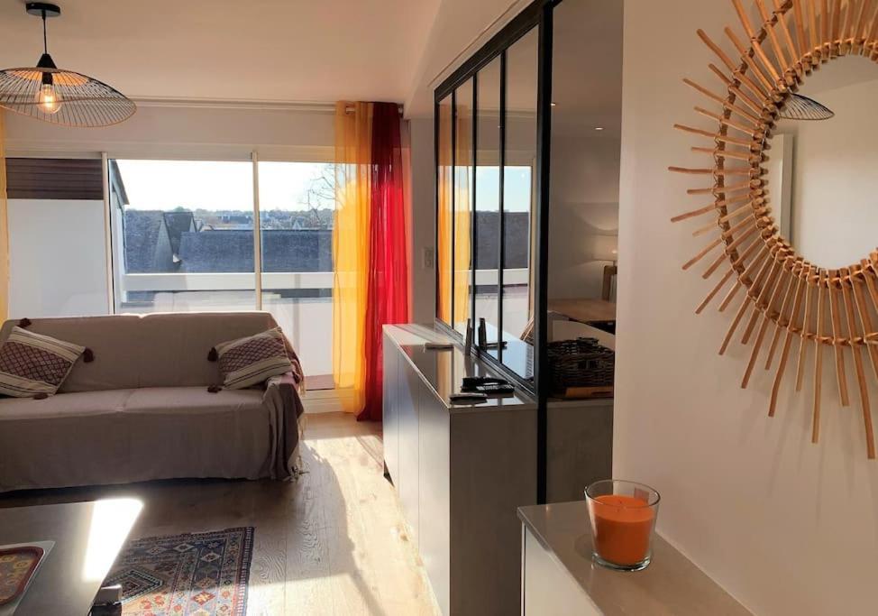 Le 828 : Appartement En Plein Centre De ヴァンヌ エクステリア 写真